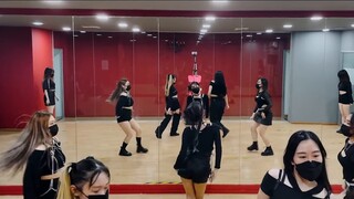 【نقل من يوتيوب】 غرفة تدريب فرقة الرقص الماليزية - رقصة مقلدة لـ Girls On Top "Step Back"