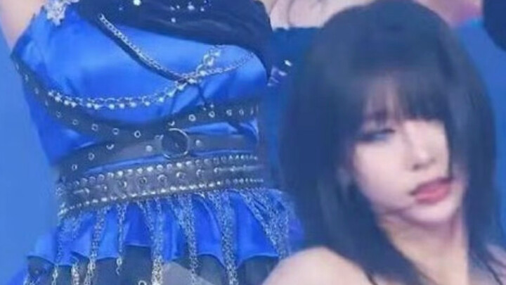 [Lucy Liu] The backup dancers and Karina look exactly alike…