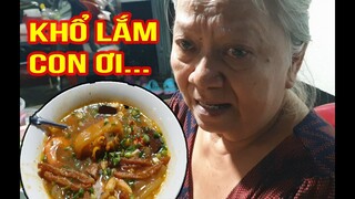 Bánh canh cua bà ngoại 70 tuổi bán hơn 40 năm nuôi 6 người cháu