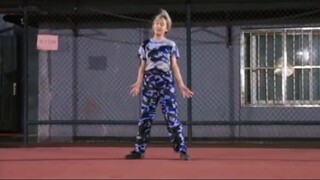 【Talk that Talk】Socially anxious college students were forced to perform talent shows during militar