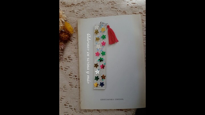 Epoxy resin bookmark