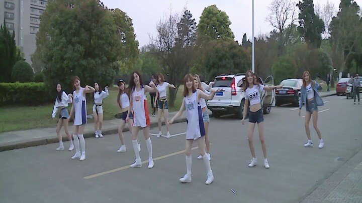 A flash mob of FFC girls on campus blocked traffic, attracted onlookers, and left car doors unlocked