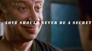 对蜘蛛侠恶语相向的房东，却是个偷偷照顾他的好人