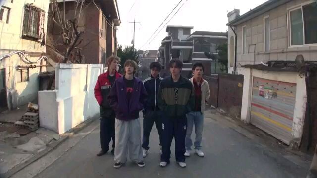 CORTIS "TNT" M/V