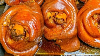 It is said to be the most delicious pork trotter rice in Chongqing.