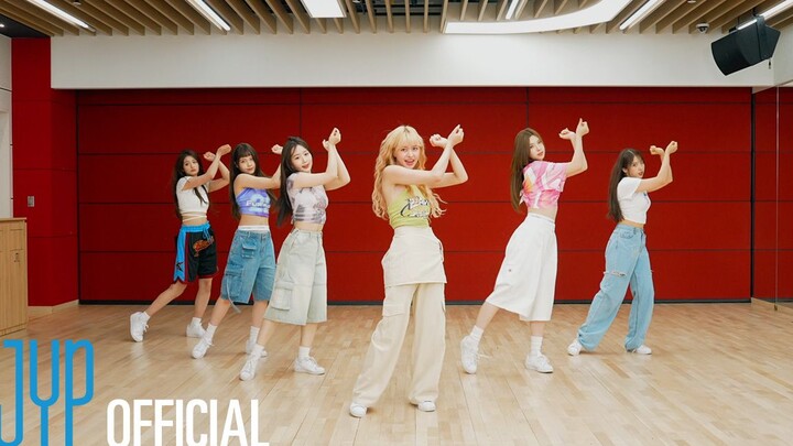 【NMIXX】ซ้อมเพลง "Party O'Clock" บนเวที