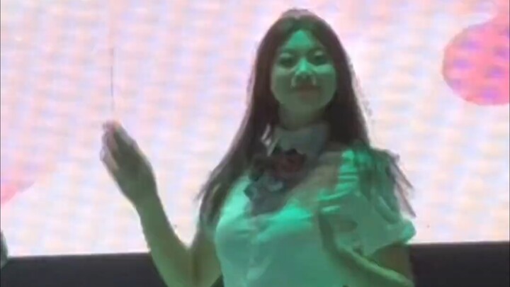 【رقص المدرسة】: كم عدد “الفتيان والفتيات” الذين سحرتهم جي كيه؟