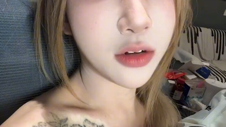 Anh em ơi, còn trẻ thì tuyệt đối đừng xăm mình nhé!