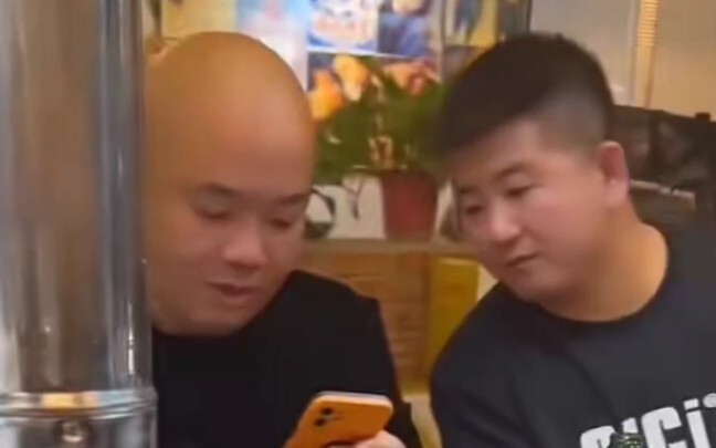 Seniman generasi lama!