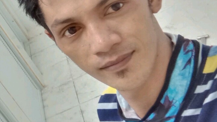 Padaan mga idolo😎