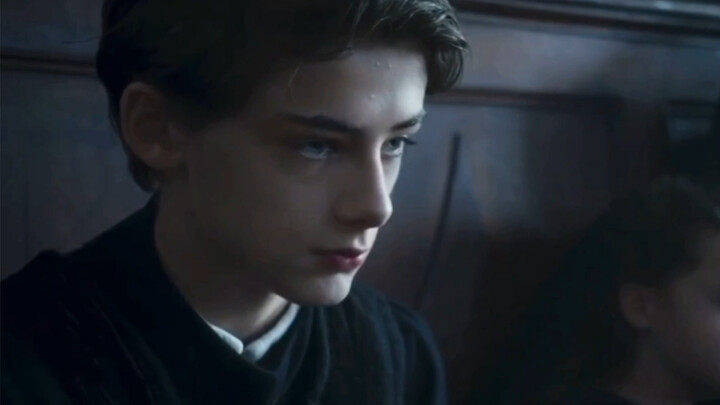 In 1971, Regulus was still worried about the quarrel between his mother and brother.