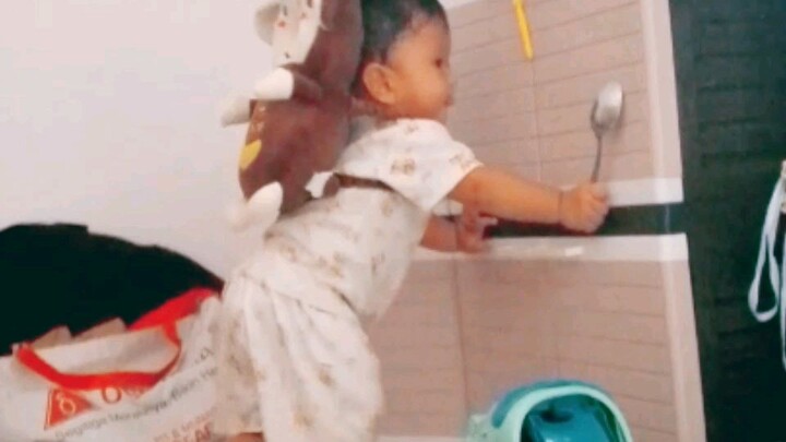 bayi lucu