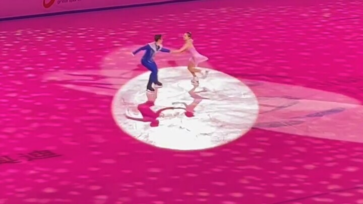 [Peng Cheng Wang Lei] [Zhou Shen] Có âm thanh khô khốc trong màn trình diễn Siêu cúp Thượng Hải của 