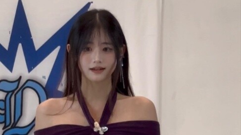 Màu tím vẫn là quyến rũ nhất 💜Lần đầu tiên trong đời, tôi phát tán chương trình roadshow cá nhân của