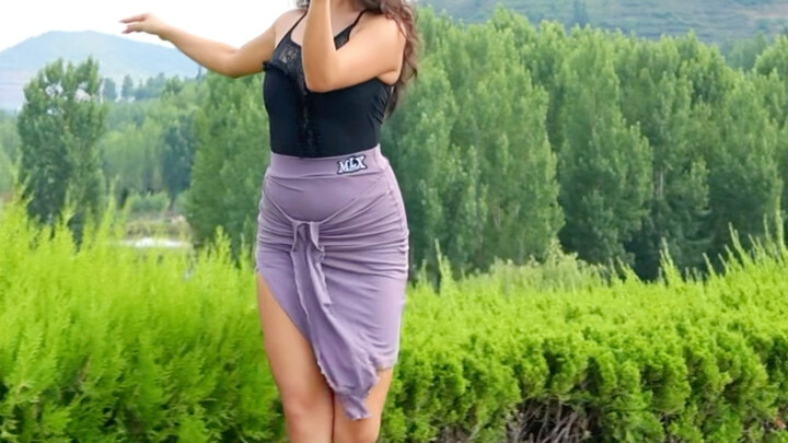 Highlighting the health and vitality of Latin dance