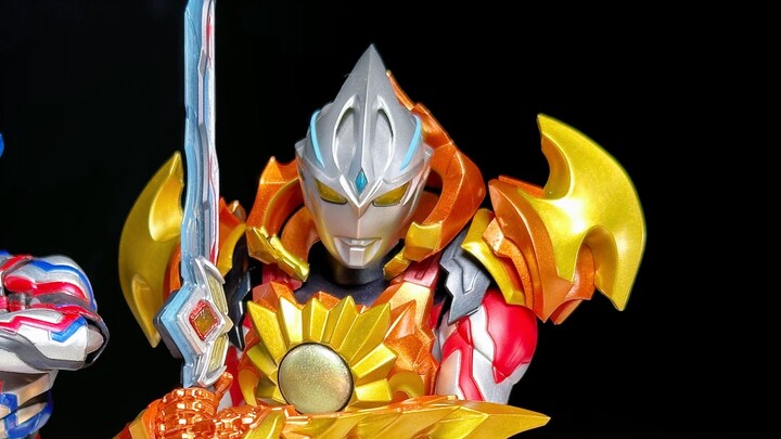 Bagaimana rasanya saat Ultraman bertemu dengan armor tampan? Paket Aksesori Armor Matahari Terbakar 