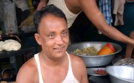 พ่อค้าแม่ค้าน่ารักเป็นกันเอง