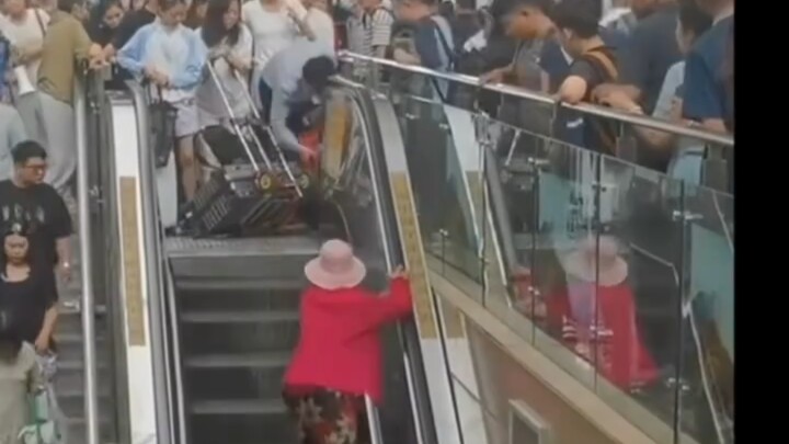 “Old Lady: While everyone else is drunk, I alone remain sober. Follow the flow and you’re just an or