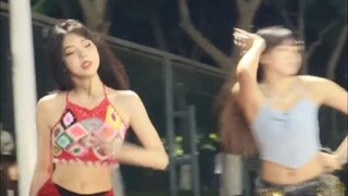 【Đại học Dầu khí Tây Nam】: Nữ sinh khóa trên "thanh tú động lòng người, phong độ phi phàm".