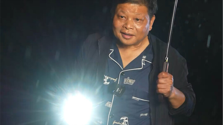 เฮ้เพื่อนๆ! ถึงเวลาอาหารเย็นอีกแล้ว!