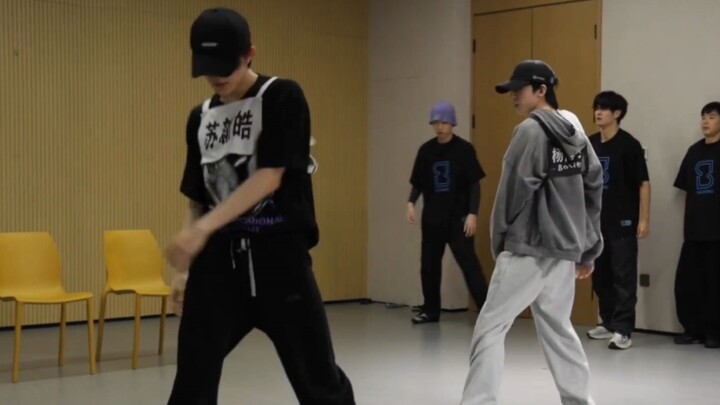 Tô Tân Hạo x Dương Bác Văn | Phiên bản đầy đủ phòng tập “Hey, Mama” – Sướng quá đi mất!