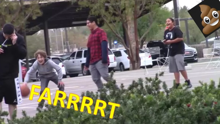 WET Fart PRANK ที่ ASU !!! ชาร์ทอยู่ในเซสชั่น!! ชาร์เตอร์ วันเสาร์ S1•ตอนที่ 35!!