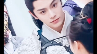 [Song Qian và Ding Yuxi] Tình yêu của Xiao Qi không thể che giấu