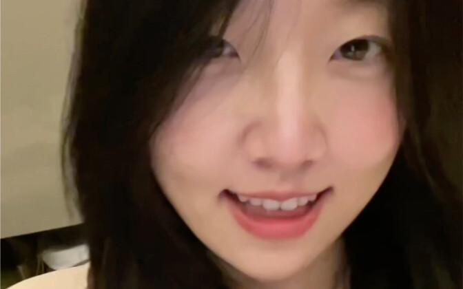 Friendships and romances that last a long time are so cool!