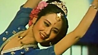 令人惊叹的美！杨丽萍这段献花舞美到令我惊掉下巴！