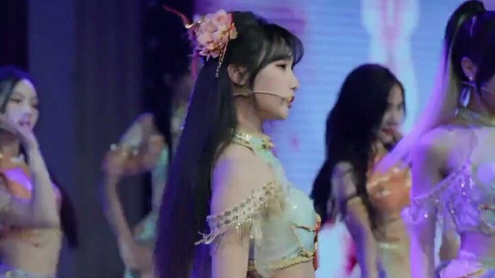 Song Xinran Chinese style dance