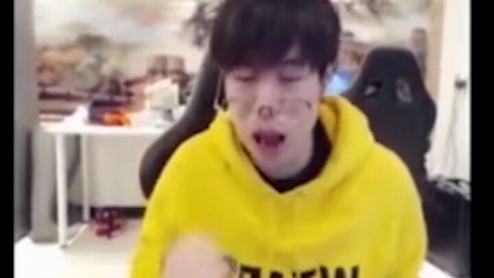 Phiên bản thoải mái không hình ảnh game, chỉ có giọng nói Bao Sang