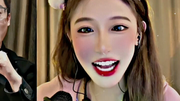 เฉินเจ๋อไลฟ์สด