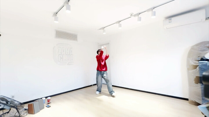 "يانغ بوين" تسعة من أصل عشرة غرف تدريب لشخص واحد، لكنه قال إن تشونغتشينغ هي منزله الثاني