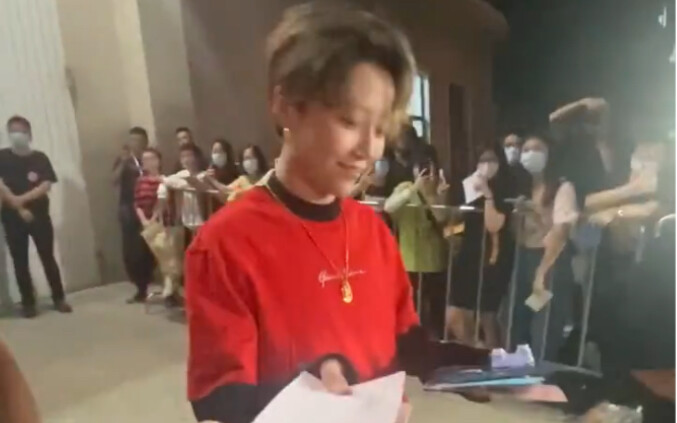 【Liu Yuxin】Ketika seorang pria menyebut Liu Yuxin sebagai wanita cantik, Guru Liu langsung terhenyak