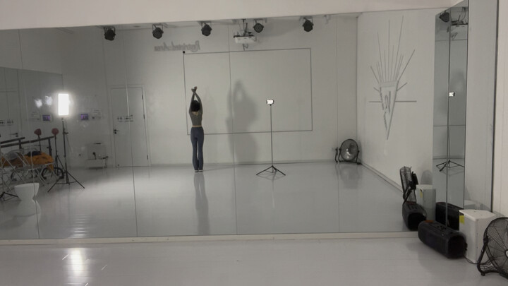 Good evening, ladies!