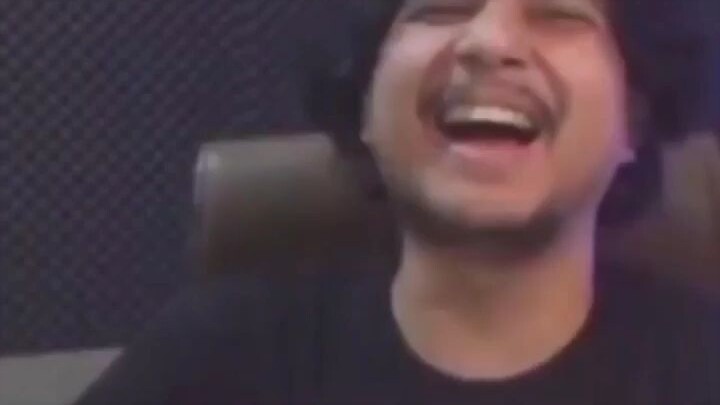 🤨