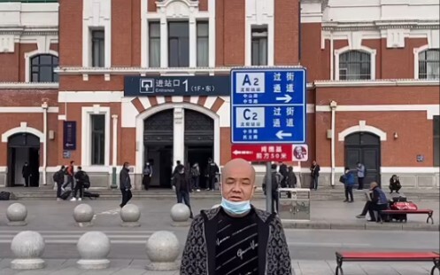 الأخ داو يقيم مأدبة في شنيانغ لمشي لي لي 2