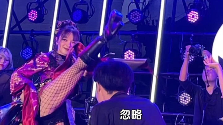 8.20 Bắc Kinh Meiyili Yayajiang Ba bài hát Lễ hội ngoài hành tinh Hàng đầu tiên Góc cong Âm thanh Vu