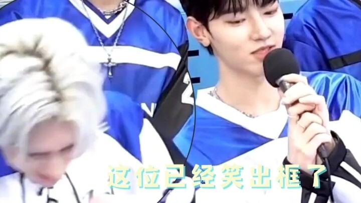 Thực ra hai người họ thu âm nghe rất hay, chỉ là cái bối cảnh này lại vô cớ “xấu hổ” quá 🤭