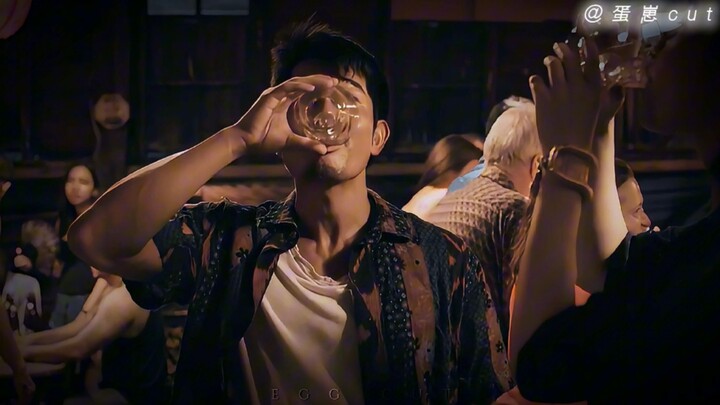 “Mười phút ư? Không được, ít nhất phải bốn mươi phút!”