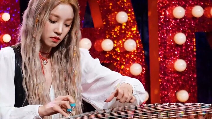 Song Yuqi (G)I-DLE 230614 đa tài
