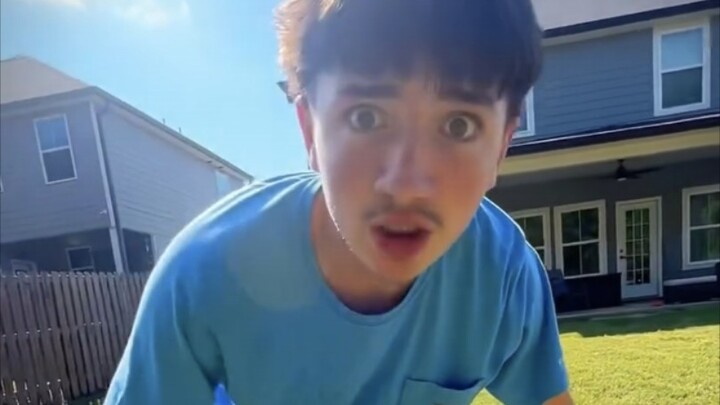 POV: You’re a sheep in Minecraft