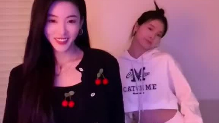 Check out this compilation of idol dancers from the Chinese entertainment industry performing a cove