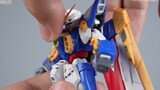 Shiro kabur? Bandai RG Flying Wing Gundam Edisi TV Gunpla [Komentar]