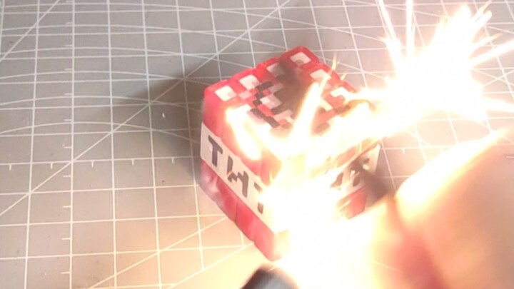 الـTNT يمكن فعلاً إشعاله بحجر الصوان، ماينكرافت لم تكذب عليّ!