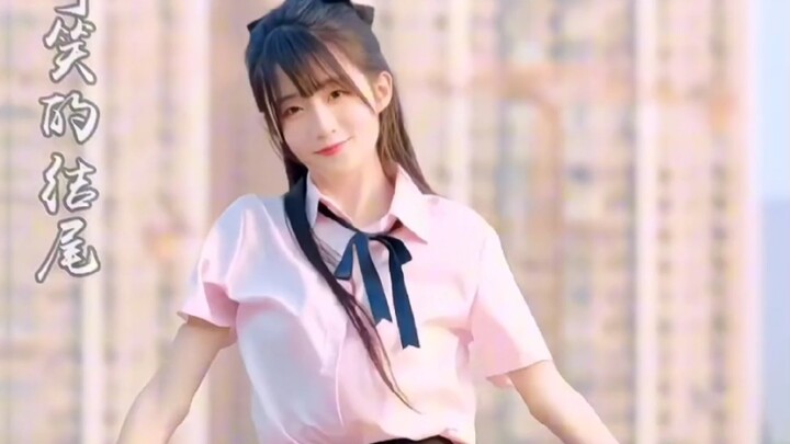 甜美可爱小姐姐