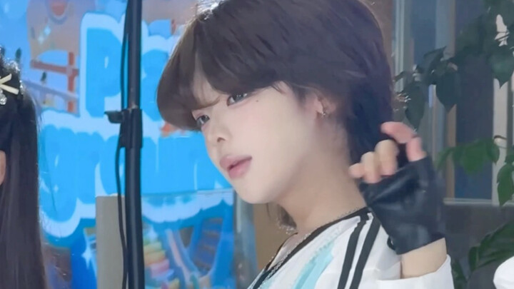 What a thrilling song! 2024 male artist roadshow — HYBE girl group collaboration track “Iconic by Mi