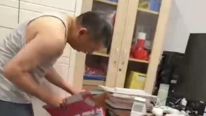 Sau khi người đàn ông rùa tối thượng ở chiều thứ hai kết hôn, vợ anh ta đã hợp tác với bố mẹ anh ta 