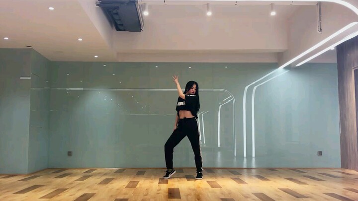 LATATA((G)I-DLE), dance cover