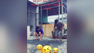 hàihướcvuivẻ YeuNgheThuat Vợ con đâu thấy cảnh này, Em út một tí nói này nói kia 😁😂🤣
